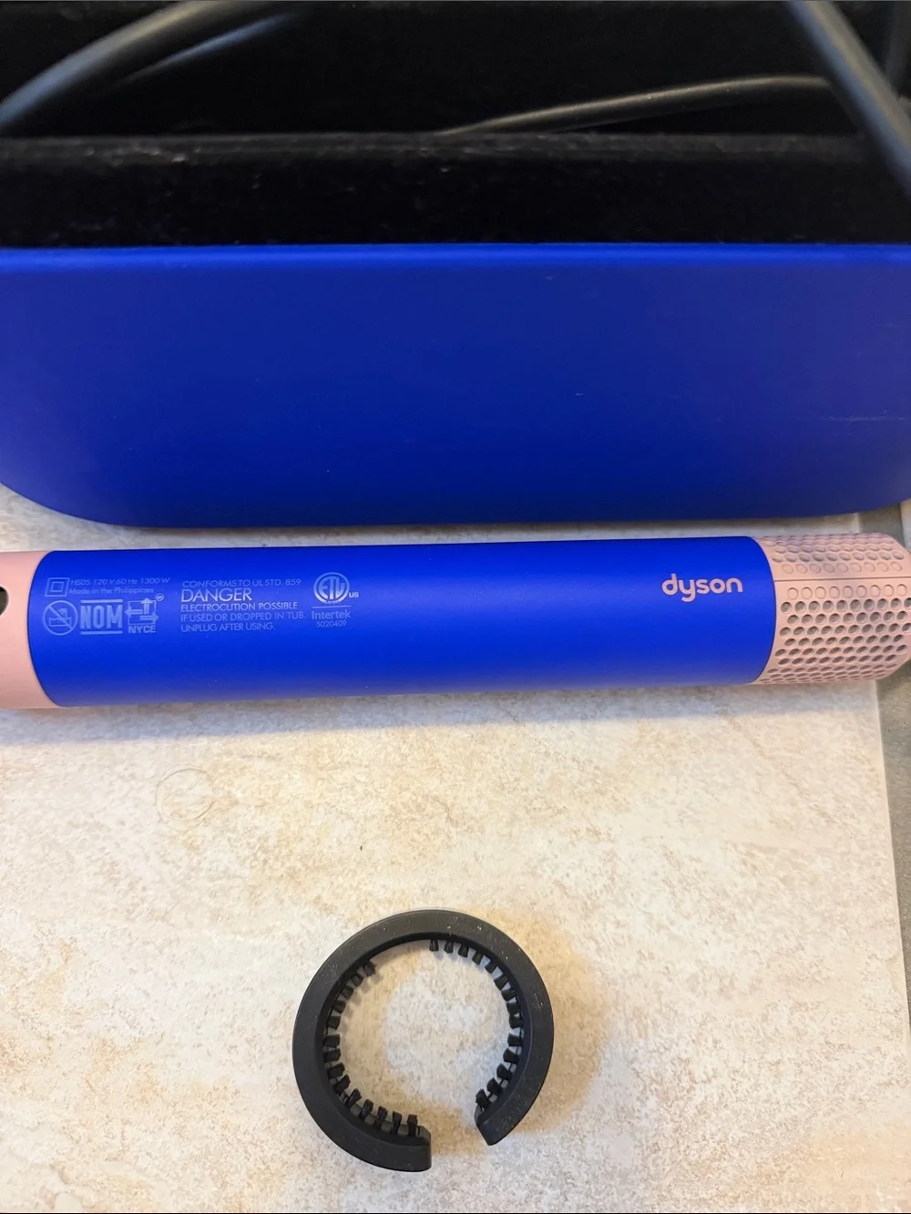 Dyson Hot Air Styler Set in Blue and Pink